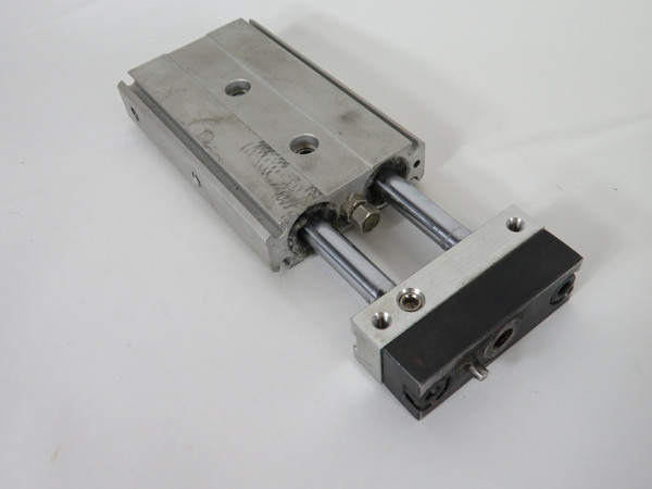 SMC CXSJL15-30 Pneumatic Cylinder 15mm Bore 30mm Stroke SHELF WEAR USED