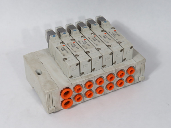 SMC SY5140-5LZD Solenoid Manifold Assembly 6-Station 24VDC 0.15-0.7 MPa USED