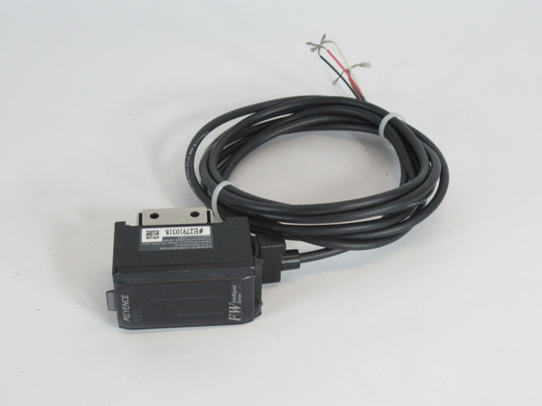 Keyence FW-V20P DIN-Mounting Ultrasonic Sensor Amplifier 24VDC 4-20mA PNP NOP