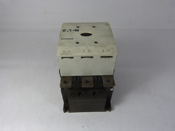 Eaton XTCE250L22A Contactor 110-250VDC 40-60Hz USED