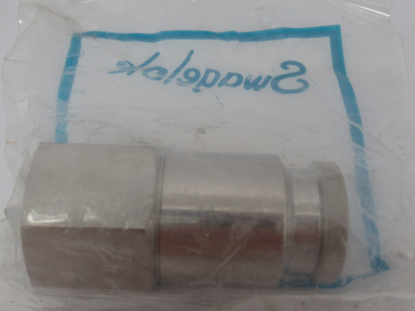 Swagelok SS-QTM8-D-12PF-SC11 Quick Connect Stem w/Valve 7.8cv 3/4" NPT NWB