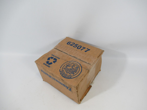 Thomas & Betts SFH-50-2RG Back to Back Floor Service Fitting w/1"Conduit NEW