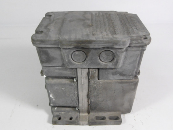 Honeywell M618D1035 Modutrol IV Motor 17VA 24V 50/60Hz 90/60 Stroke USED