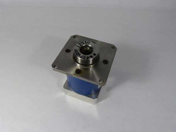 Wittenstein LPH-090-M01-3-X11-EGC Gear Reducer 3 Ratio  USED