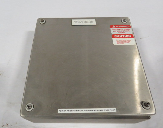 Rittal KL1526 Steel Electrical Enclosure 11.81"Lx11.81"Wx4.72"D  USED