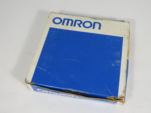 Omron E32-T14-2M Fiber Optic Sensor R25 Side View 2M *DMG BOX* NEW