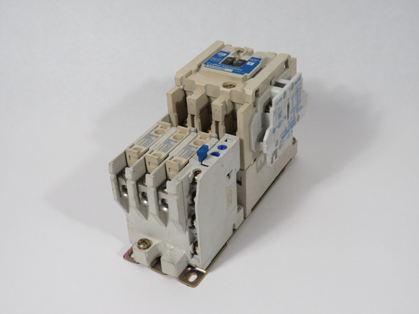 Cutler-Hammer AN16DN0AB Non-Reversing Starter 27A 3P 110V@50Hz 120V@60Hz USED