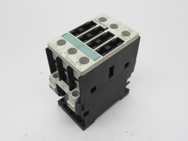 Siemens 3RT1025-1AK60 Contactor 110/120V 50/60Hz USED