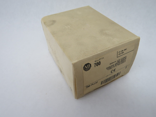 Allen-Bradley 700-PLLA1 Ser B Mechanical Latch 110/115-120V 50/60Hz DIRTY NEW