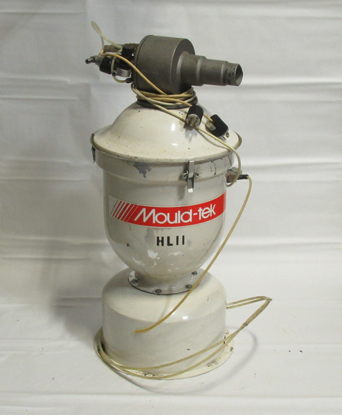Mould-Tek HLII Vacuum Loader NO CONTROLLER/SHELF WEAR USED