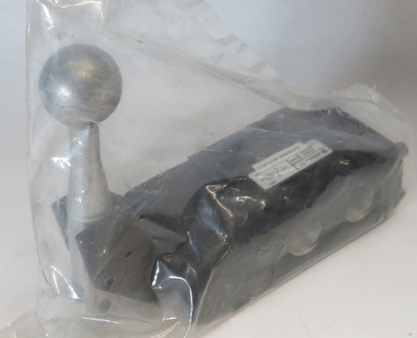 Norgren K41EA00KC0KL1 3/2 Pneumatic Valve 150 psig 3/8" NPT 1.6Cv NWB