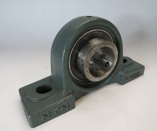 NTN UCPX09-112D1 Pillow Block Bearing 2 Bolt 1-3/4" Bore Cast Iron NO SPOUT NOP