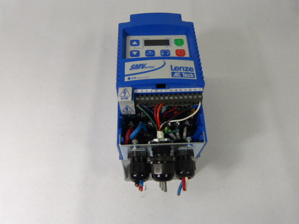 Lenze ESV402N06TXB SMVetor Drive Indoor Duty Only 480-600 Volt  USED