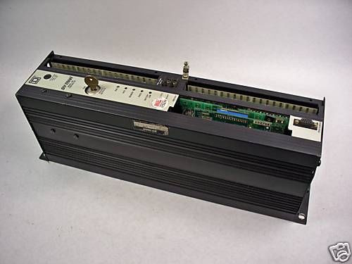 SQUARE D / SYMAX 8020-SCP-122 Model 100 Controller USED