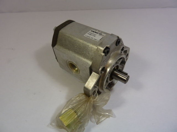 Salami 3PB46S-R87S3-POMPA Hydraulic Pump ! NEW !