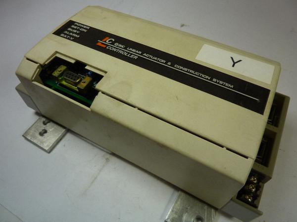 SMC LC1-1D2MC1-N5-600-X234 AC Servo Controller 100/110V 100W 50/60Hz USED