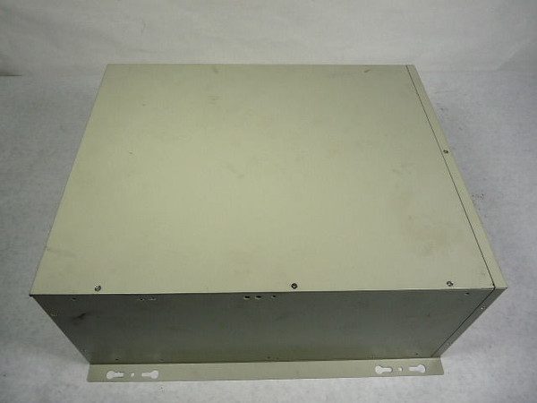 Stealth PM-3400-600-060G-256-1-E-00 Robot / PLC Computer Control Tower  USED
