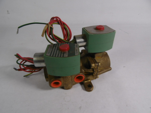 Asco 8344G50 Double Solenoid Valve 10-300psi 10.1W 3/8" USED