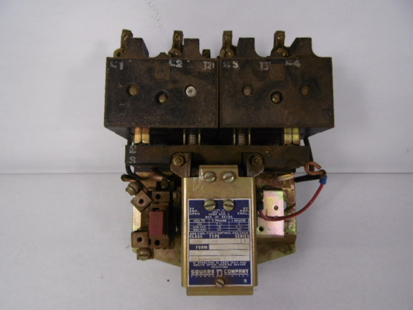 Square D 8536-DO2-V02 Magnetic Starter 110/120V 50/60Hz  USED