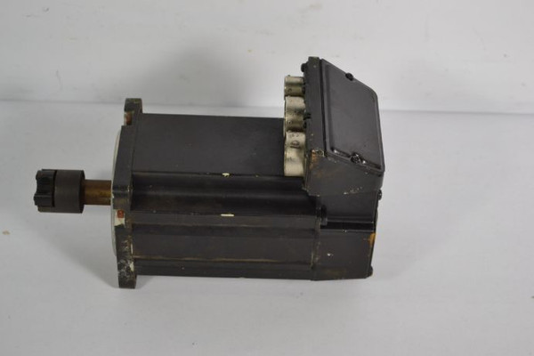 Allen-Bradley MPL-A310P-HJ24AA Servo Motor 230V 1.58Nm 4.7 Ohms 4.85A  USED