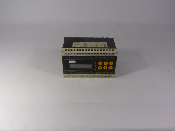 Allen-Bradley 440L-M8100 Guardmaster Safety Light Module Controller  USED