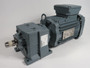 Sew-Eurodrive AC Gearmotor 8.63:1 26Nm 1.5HP 3485/404RPM SHELF WEAR USED