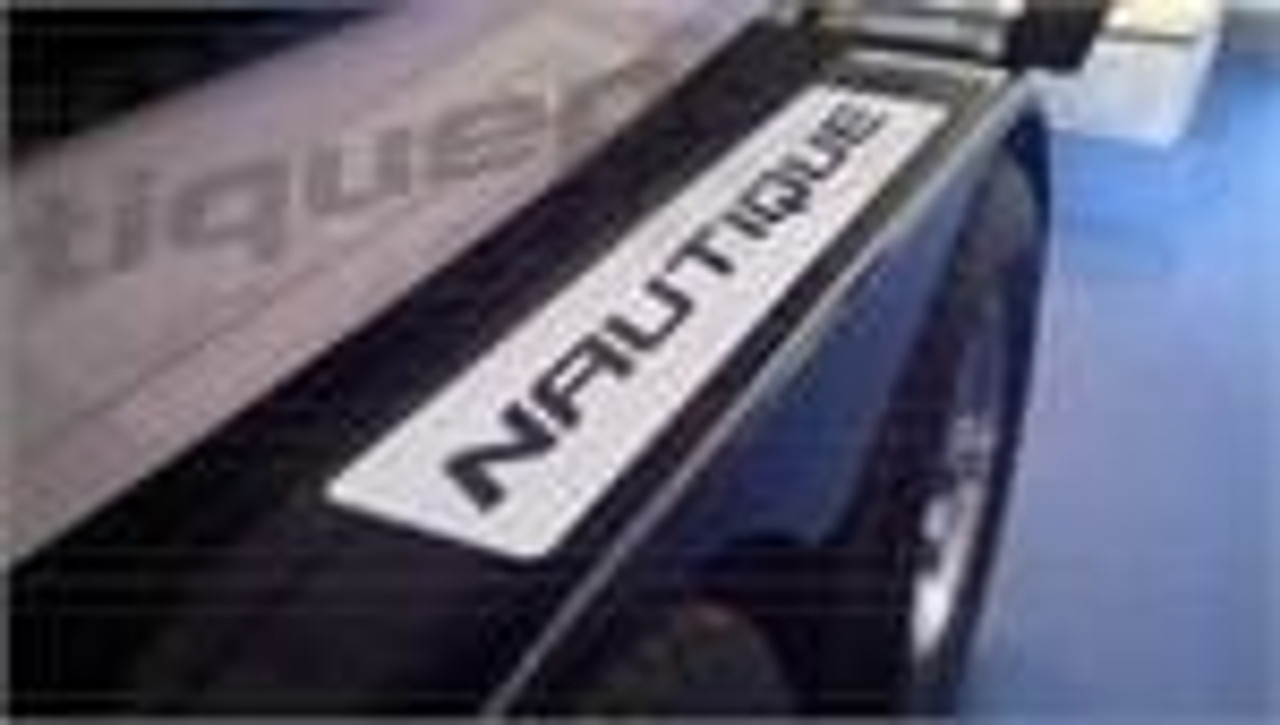 Nautique Non-Skid for trailer fenders