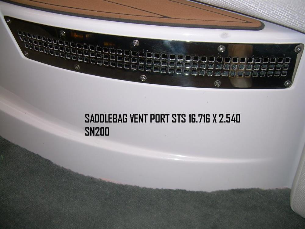 VENT, SADDLEBAG PORT STS 16.716" X 2.540",  SKI NAUTIQUE 200