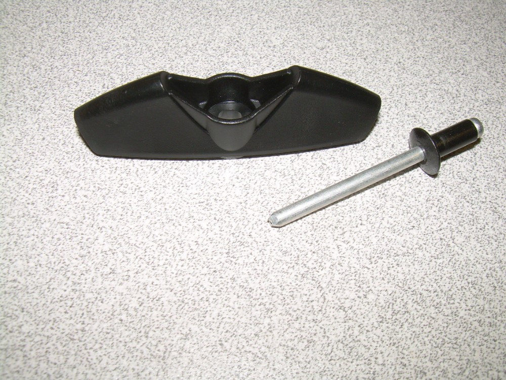 DOOR LATCH FOR G, GS- SERIES VERALEX WINDSHIELD DOORS