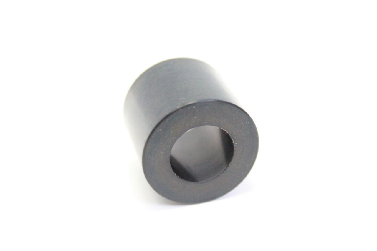 ISOLATOR REAR MOUNT (TOP)