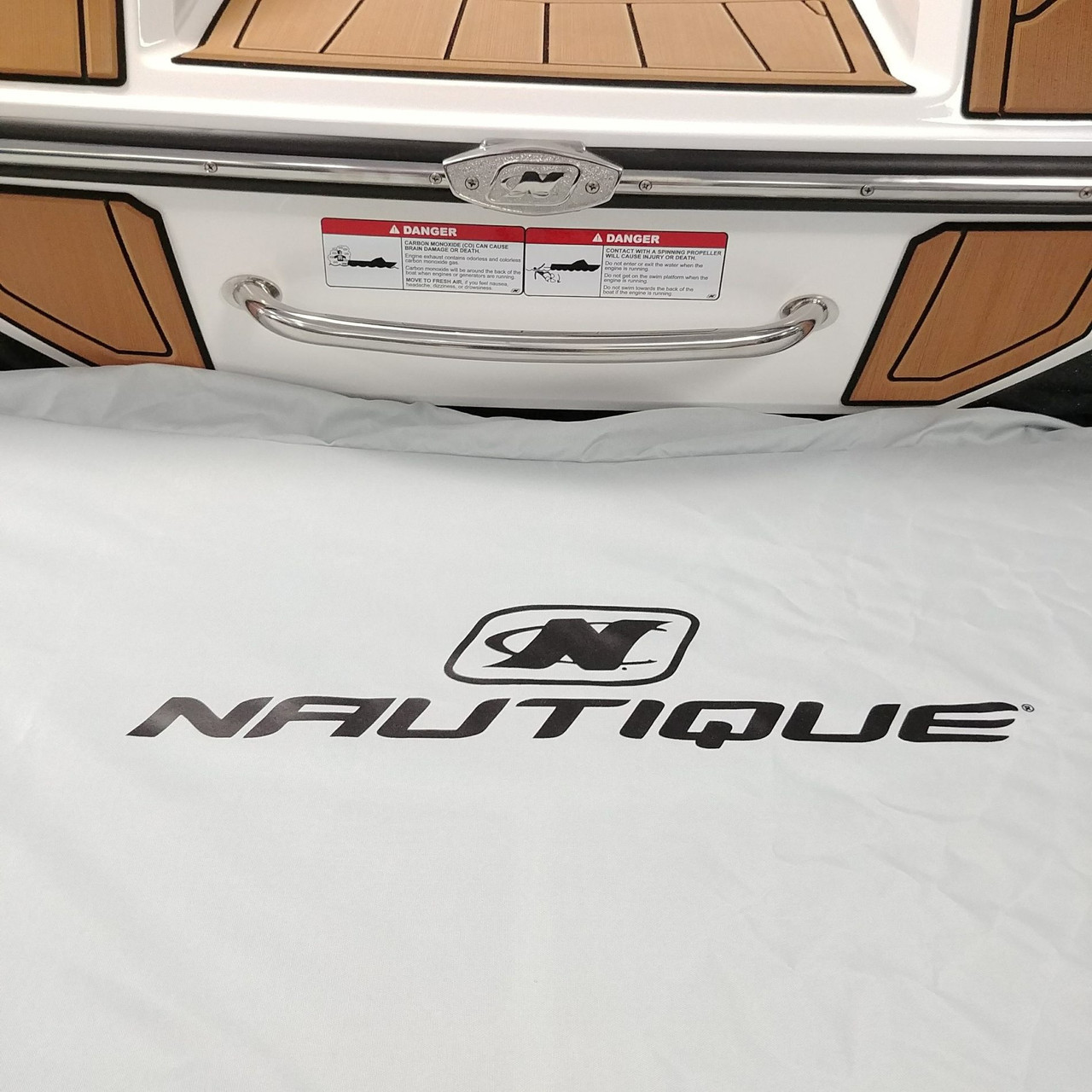 Sundura G Series Platform Cover with Nautique Screen Print