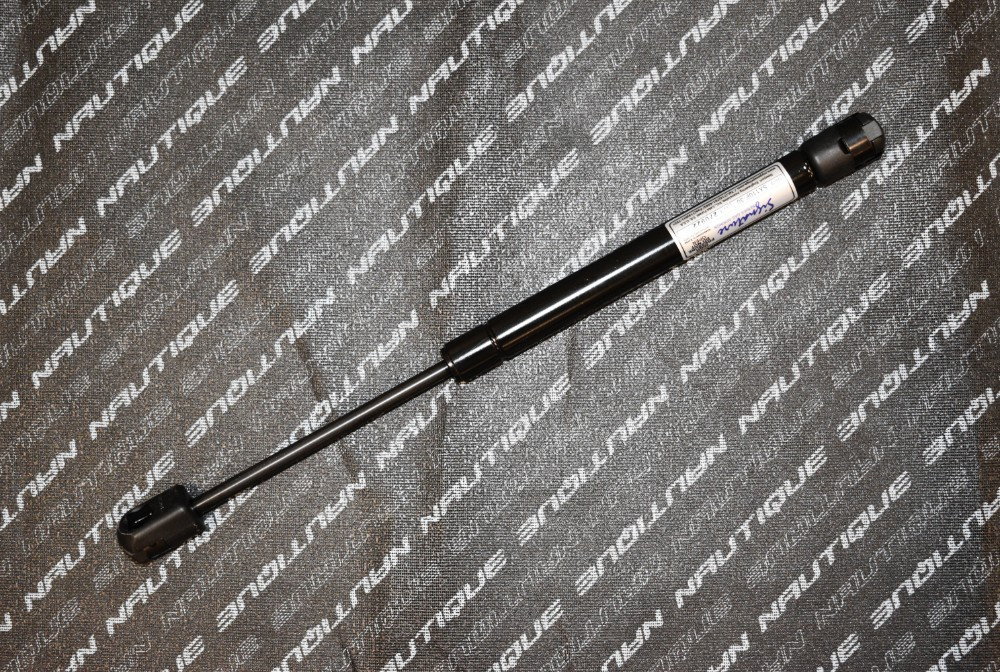 Glove Box Shock G Boats 2021 Up