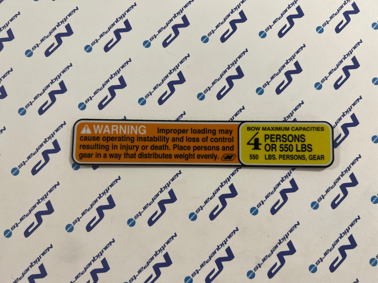 DECAL WARNING BOW MAX 4 PERSONS OR 550 LBS. 1.25" X 7"