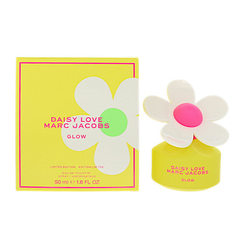 Daisy Love by Marc Jacobs - 1.6 oz Eau De Toilette Spray bottle for Women