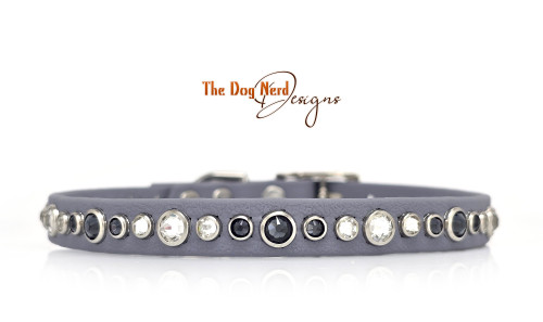 12.75-15.75" Black & White Mini on Grey