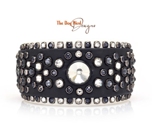 11-14” Black & White Cabochon Design on Black with White Border and Taper