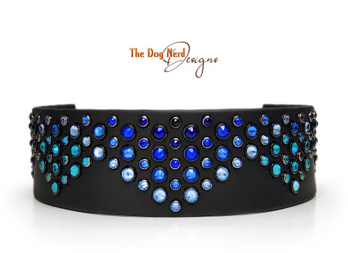 18.5-21.5" Blue Geometric Design on Black with Taper