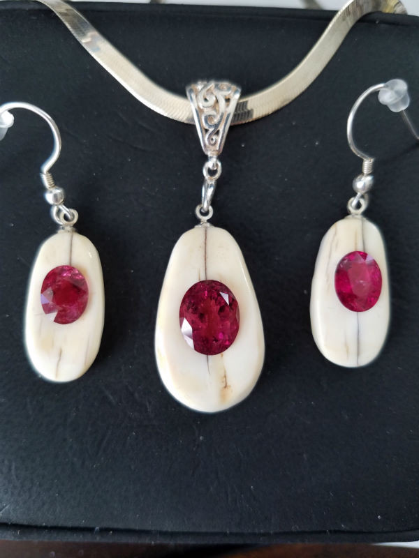 Earring/Pendant Set - Red "Rubellite" in Ivory Tourmaline Earring & Pendant Matching Set 7.13ct