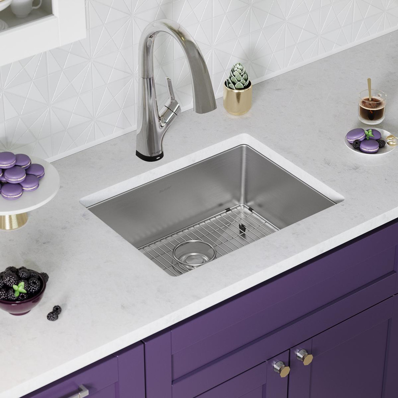 Elkay Crosstown 16 Gauge Stainless Steel 23-1/2" x 18-1/4" x 8" Single Bowl Undermount Sink Kit with Filtered Faucet