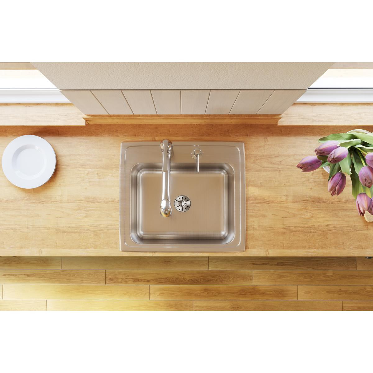 Elkay Lustertone Classic Stainless Steel 22" x 19-1/2" x 10-1/8" 1-Hole Single Bowl Drop-in Sink with Perfect Drain