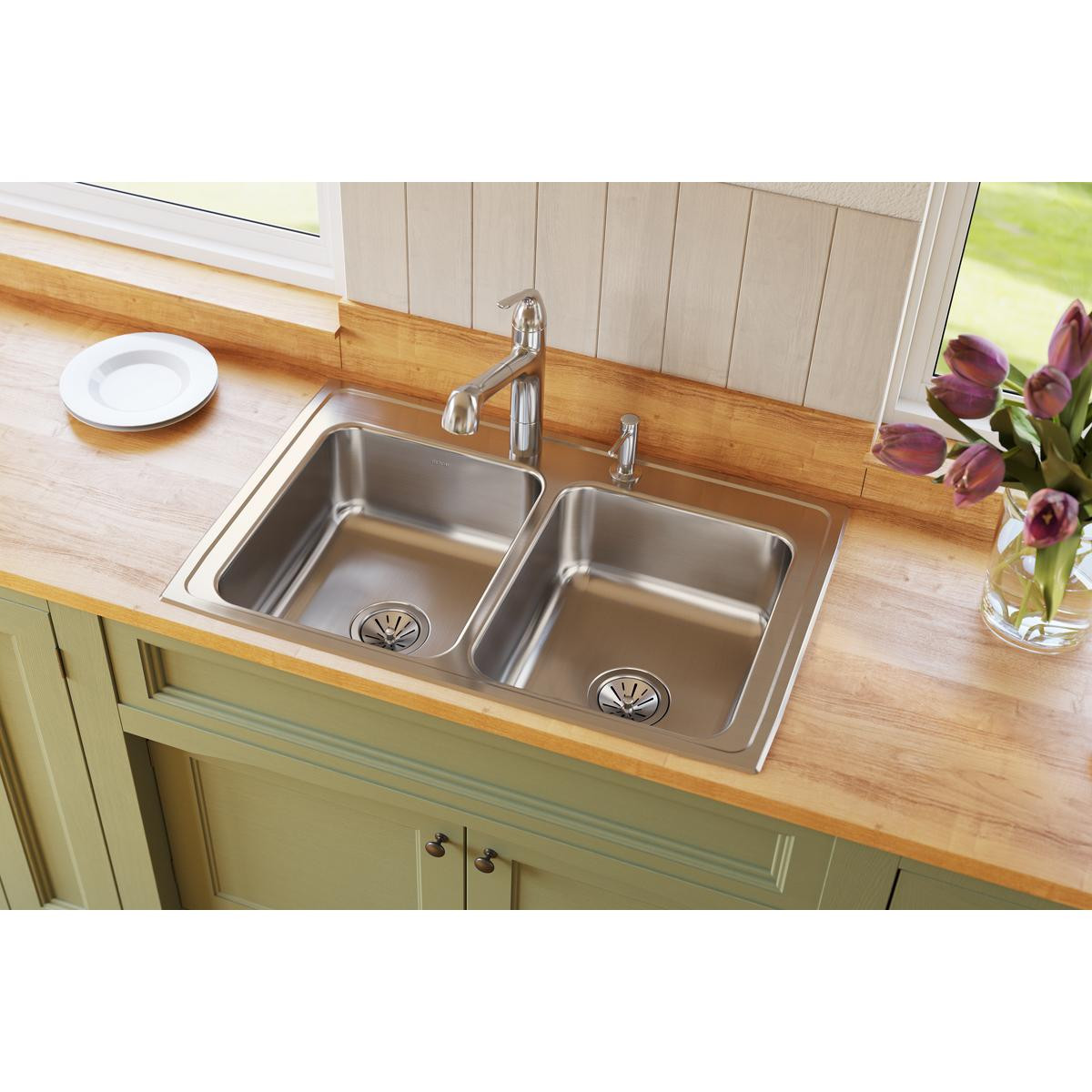 Elkay Lustertone Classic Stainless Steel 33" x 21-1/4" x 7-7/8", MR2-Hole Equal Double Bowl Drop-in Sink