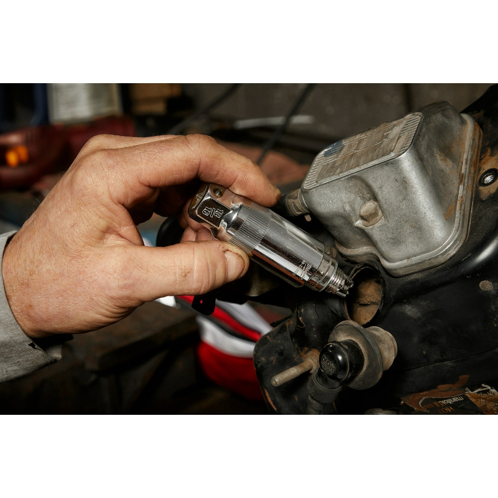 Milwaukee 48-22-9550 3/8" Drive 9/16" Spark Plug Socket