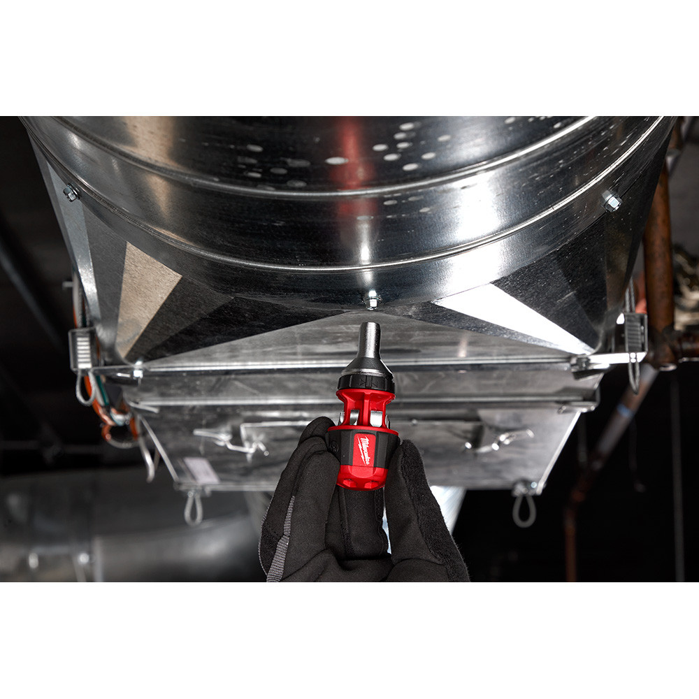 Milwaukee 48-22-2330 8-in-1 Compact Ratcheting Multi-Bit Driver