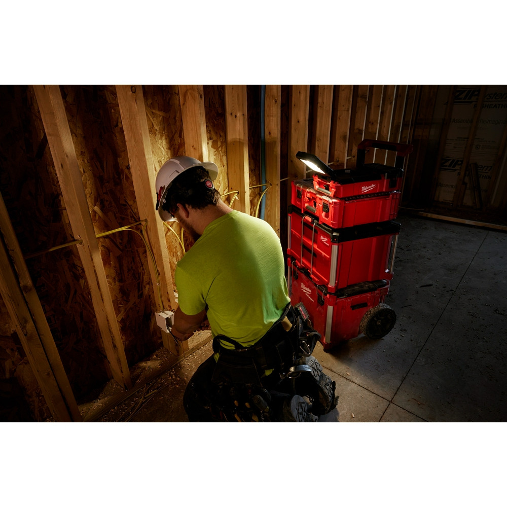 Milwaukee 2356-20 M12 PACKOUT Flood Light w/ USB Charging