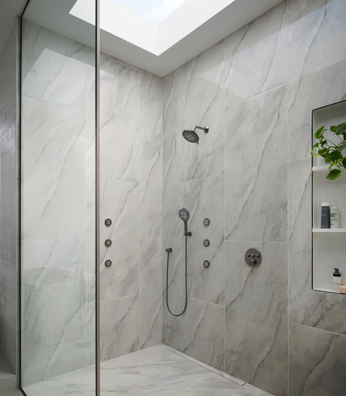 Grohe Rainshower 26789A00 Shower Head, 6-1/2" - 3 Sprays, 1.75gpm in Grohe Hard Graphite