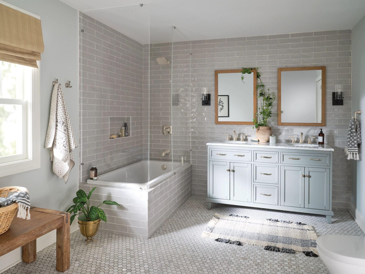 Moen Double Robe Hook - YB5103BN