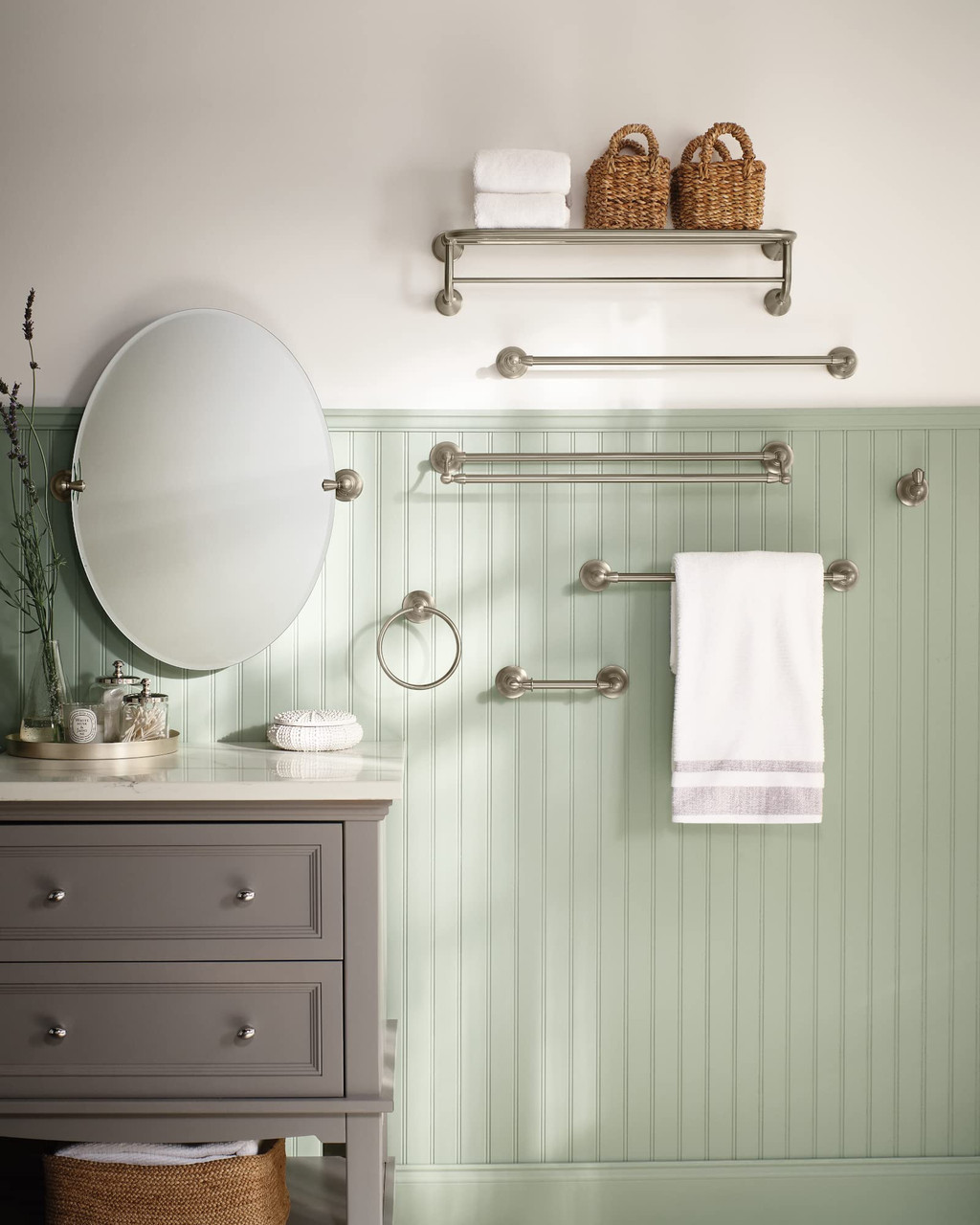 Moen 24 Inch Towel Bar - DN6824BN