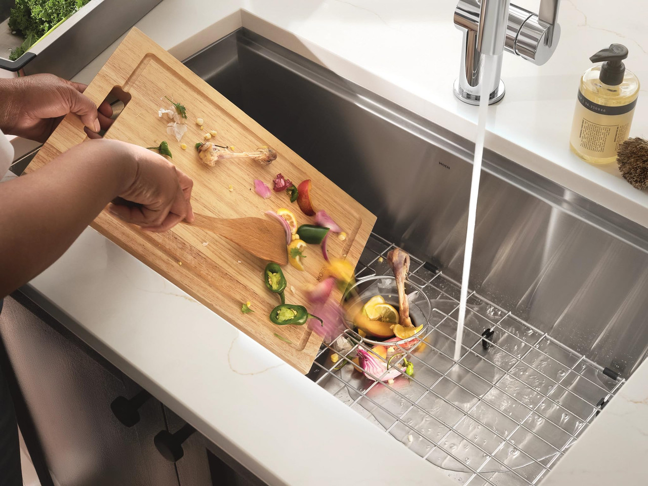 Moen Luxe Chef 18 Gauge Stainless Steel Undermount 32" x 19" Single Bowl Workstation Sink Includes Cutting Board Flexible Drying Rack Colander Bottom Sink Grid and Drain in Stainless - GS181020BUX