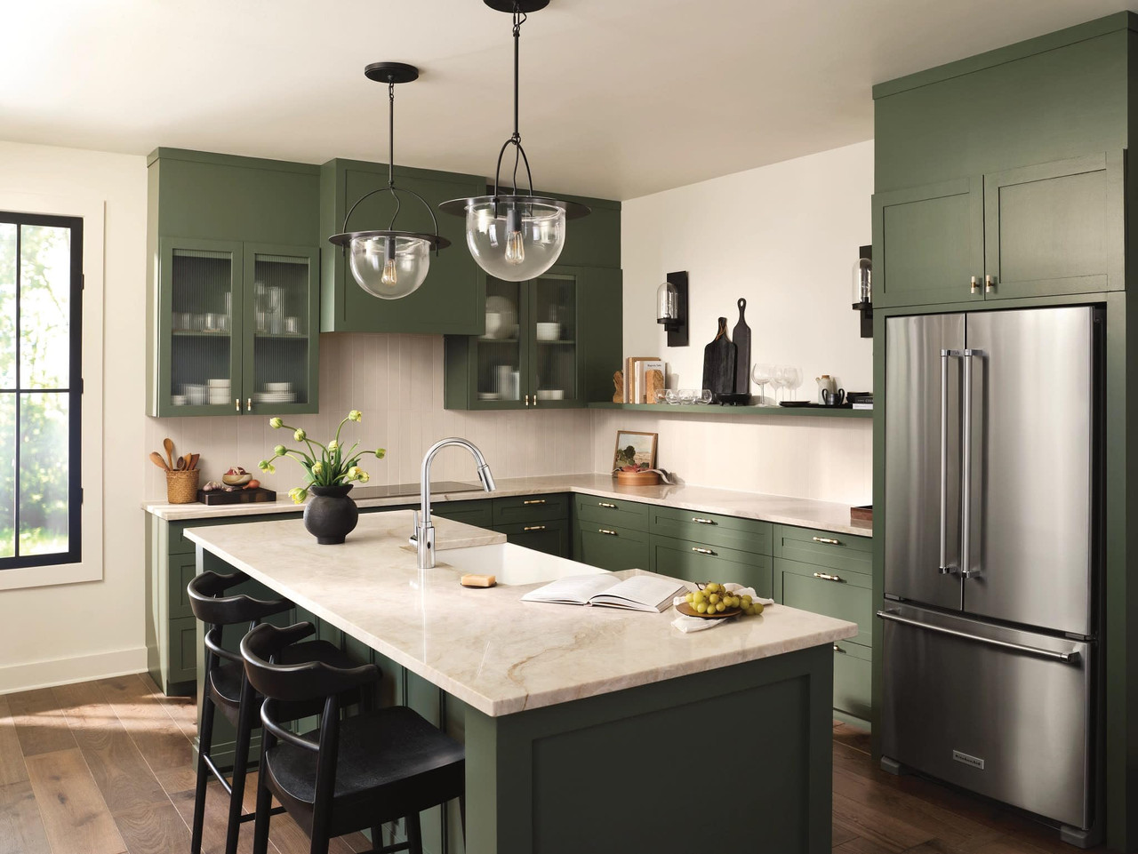 Moen Genta LX Motionsense Wave Sensor Touchless One Handle High Arc Pulldown Modern Kitchen Faucet Featuring Power Clean in Chrome - 7882EWC