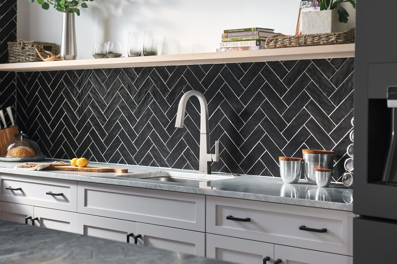 Moen Nio Spot Resist Stainless One Handle Pull down Kitchen Faucet with Power Clean Includes Secondary Finish Handle Option in Spot Resist Stainless - S75005SRS